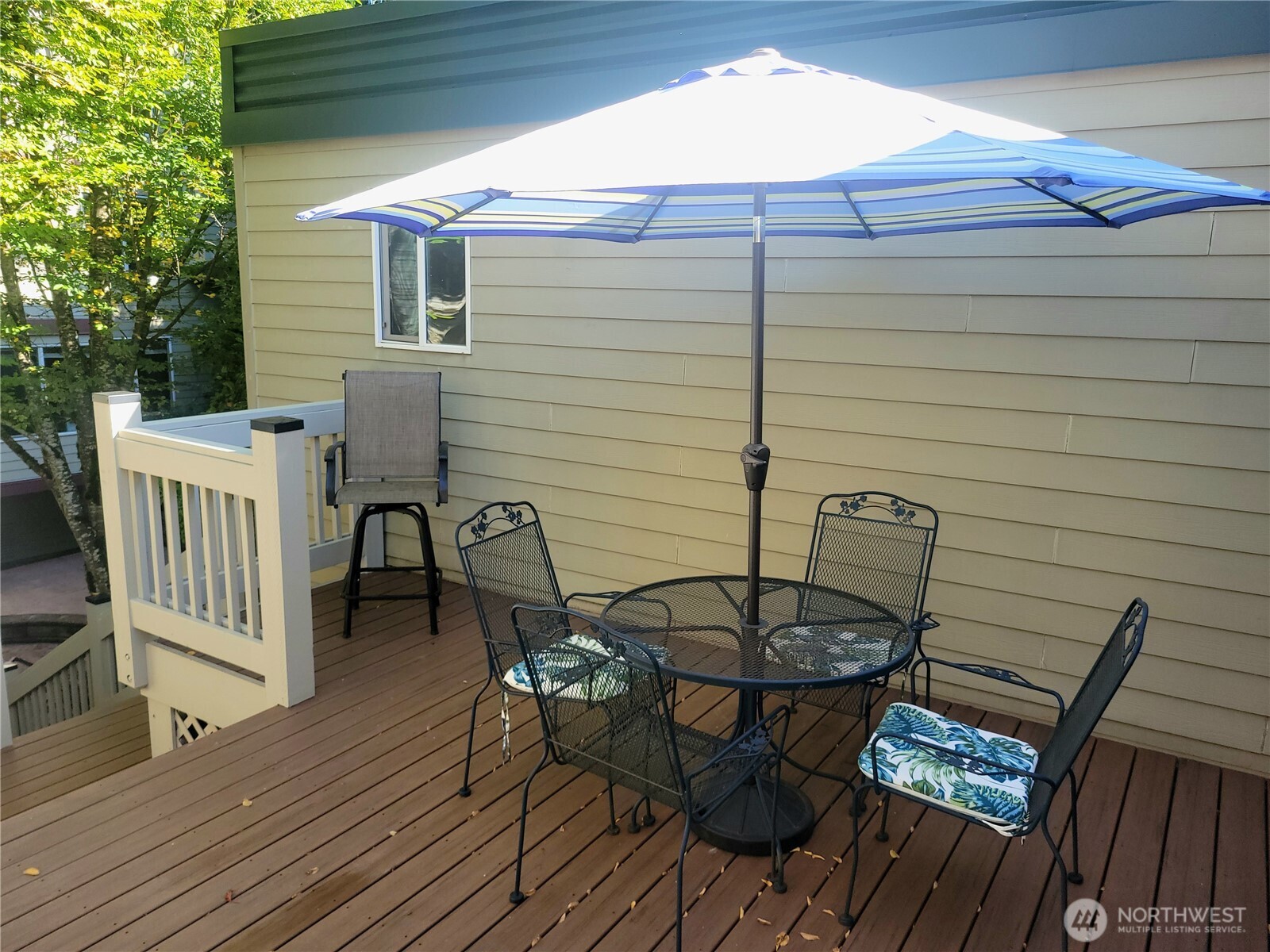 18100 15th Avenue NE #C218, Shoreline, WA 98155-3845