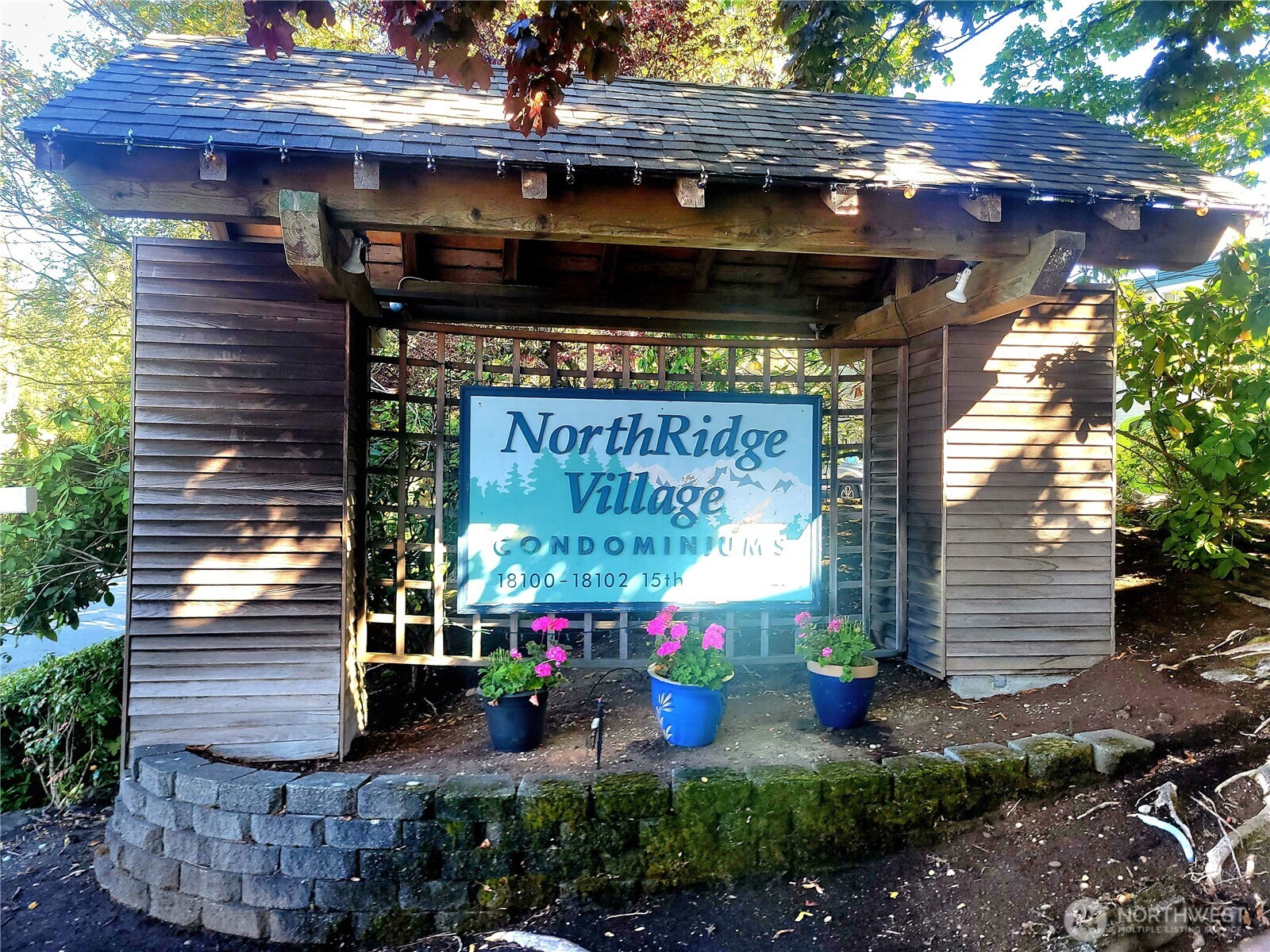 18100 15th Avenue NE #C218, Shoreline, WA 98155-3845
