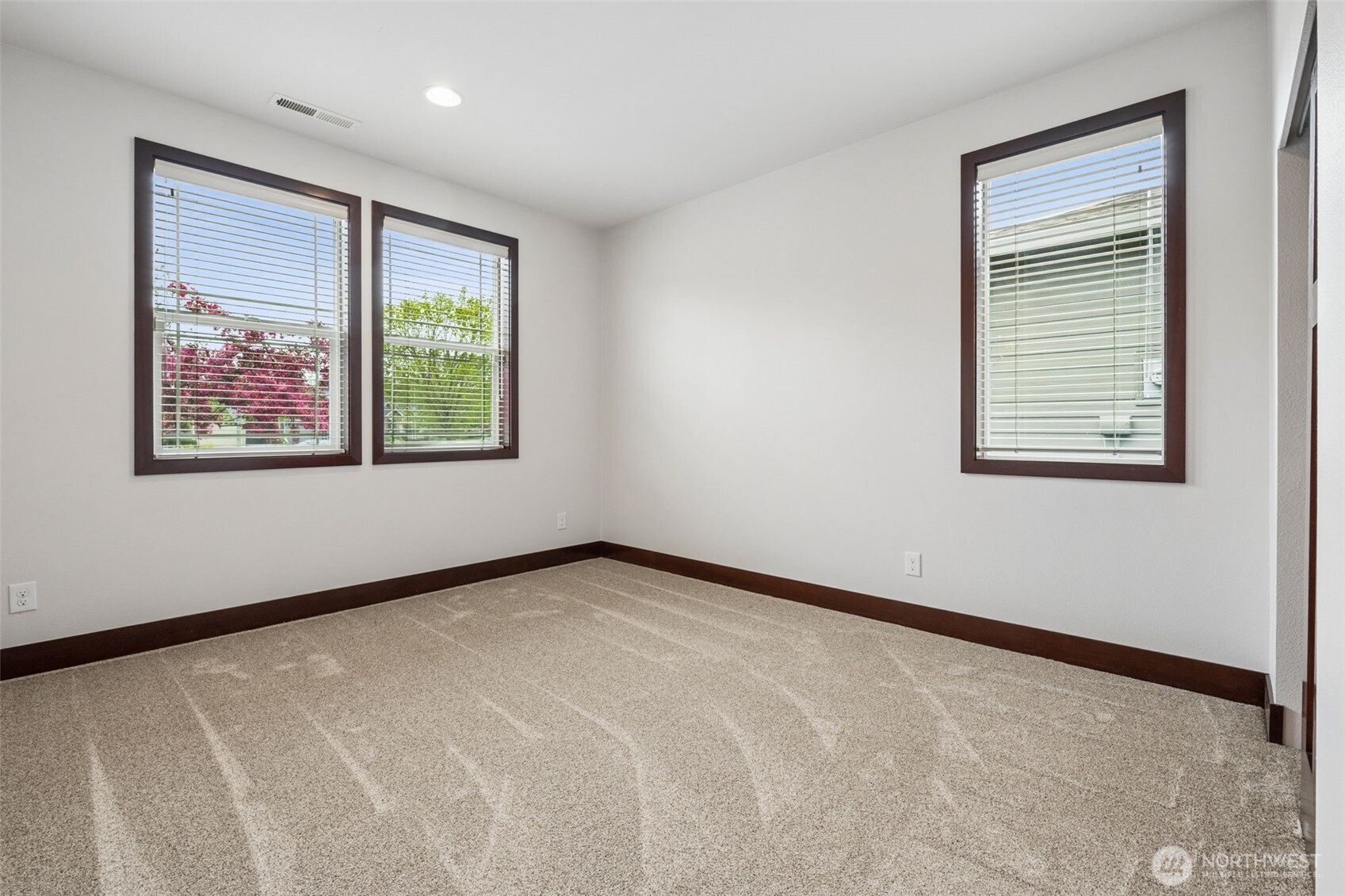 5031 Orcas Street NE, Lacey, WA 98516