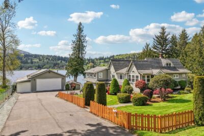 17298 Lake View Boulevard , Mount Vernon, WA 98274
