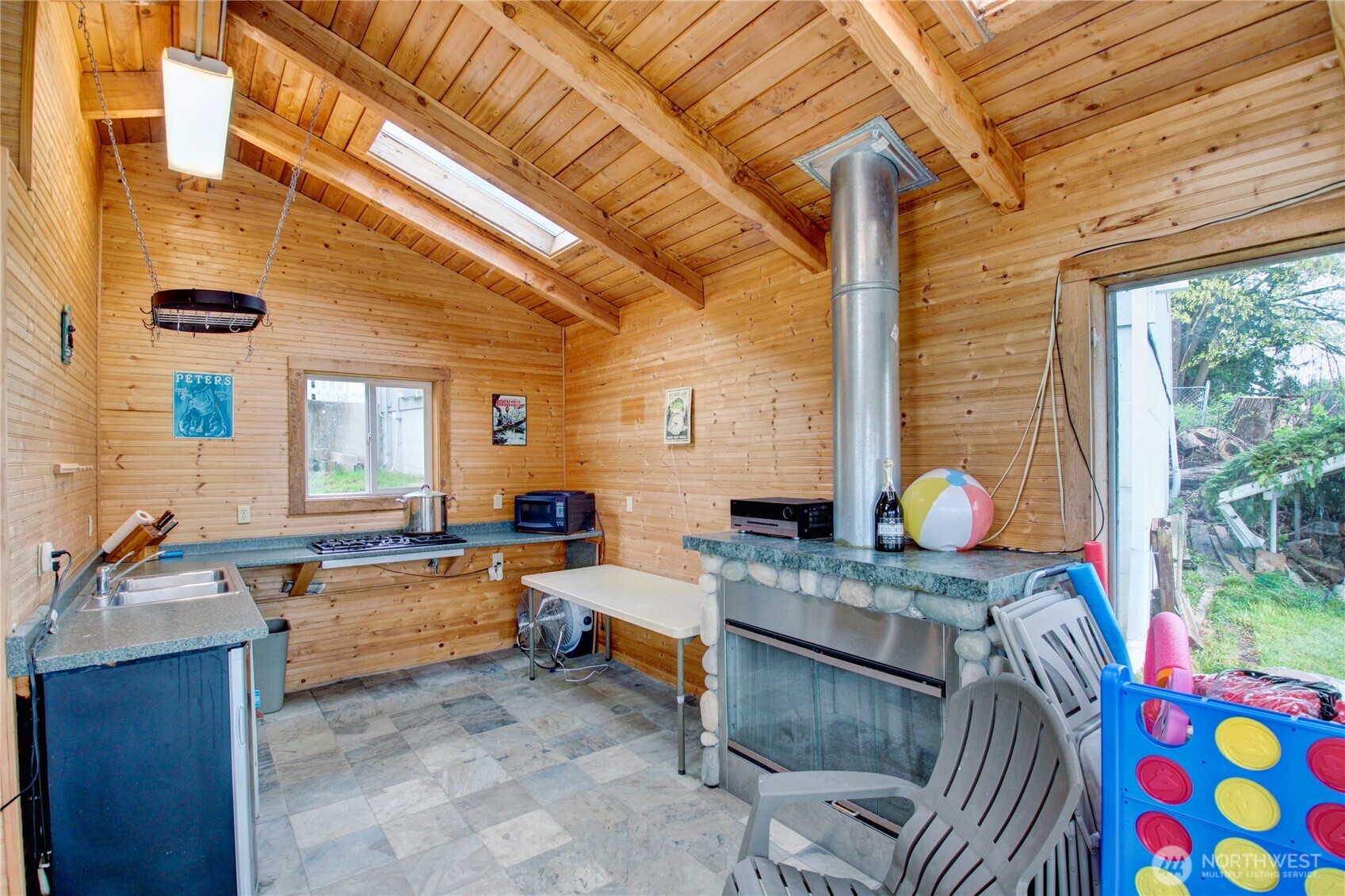 17298 Lake View Boulevard , Mount Vernon, WA 98274