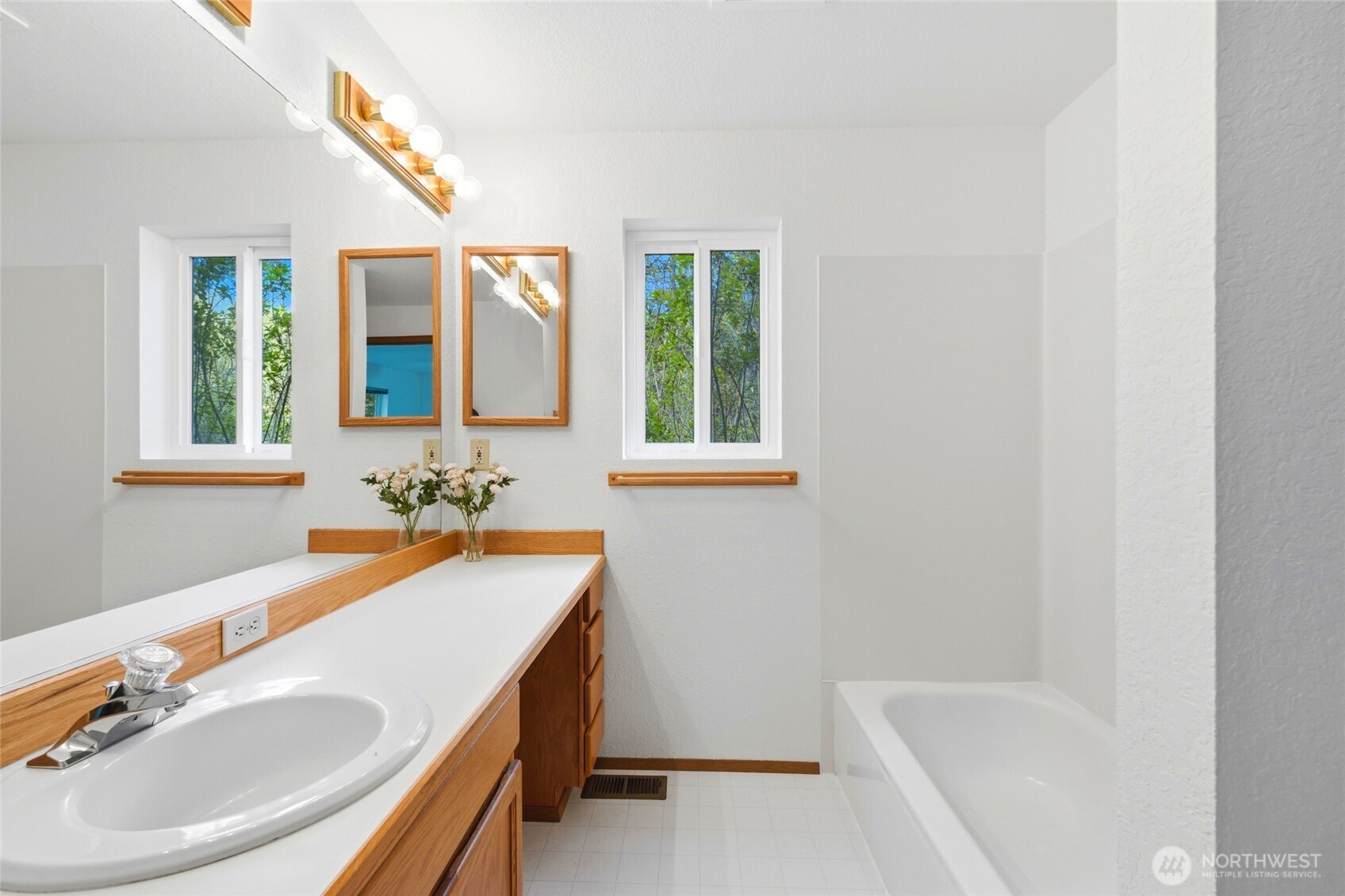22532 87th Avenue SE, Woodinville, WA 98077