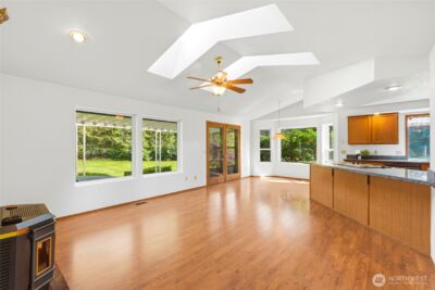 22532 87th Avenue SE, Woodinville, WA 98077 - Photo 8
