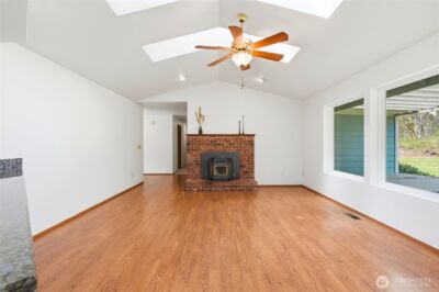 22532 87th Avenue SE, Woodinville, WA 98077 - Photo 10