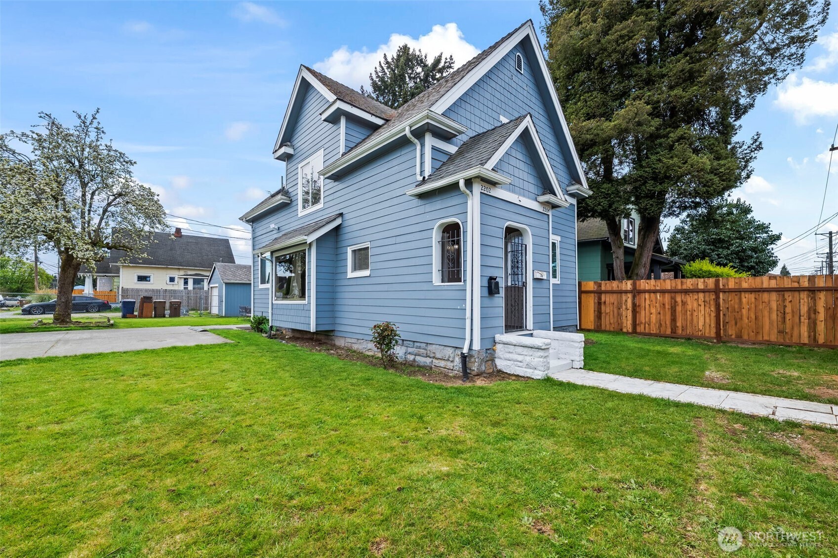2204 S 12th Street , Tacoma, WA 98405