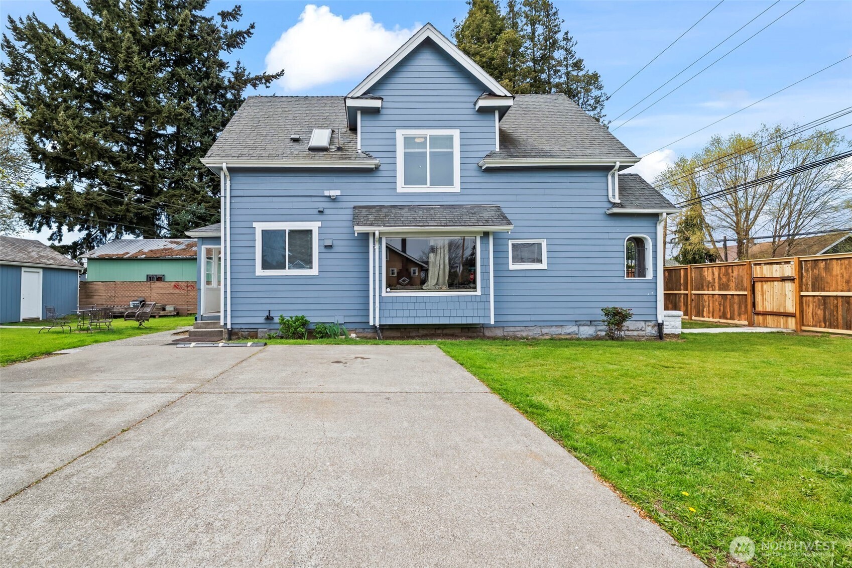 2204 S 12th Street , Tacoma, WA 98405