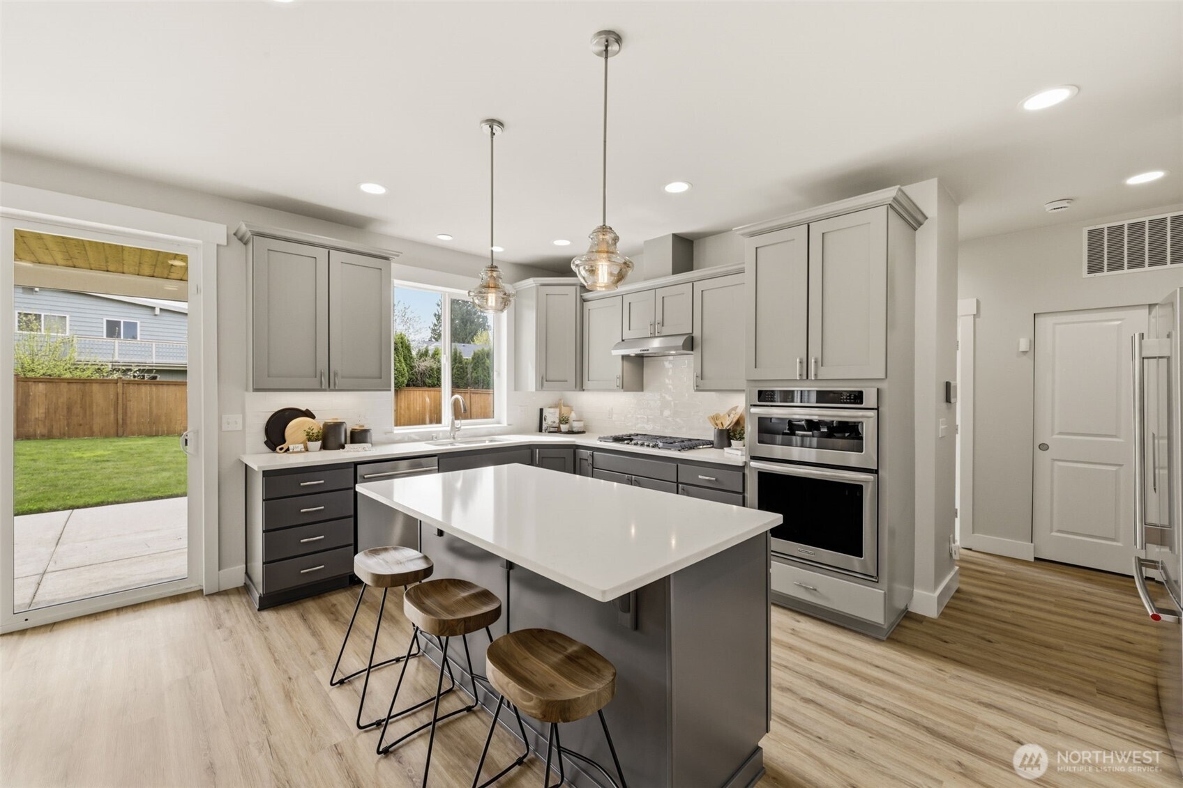 4712 183rd Place SW, Lynnwood, WA 98037