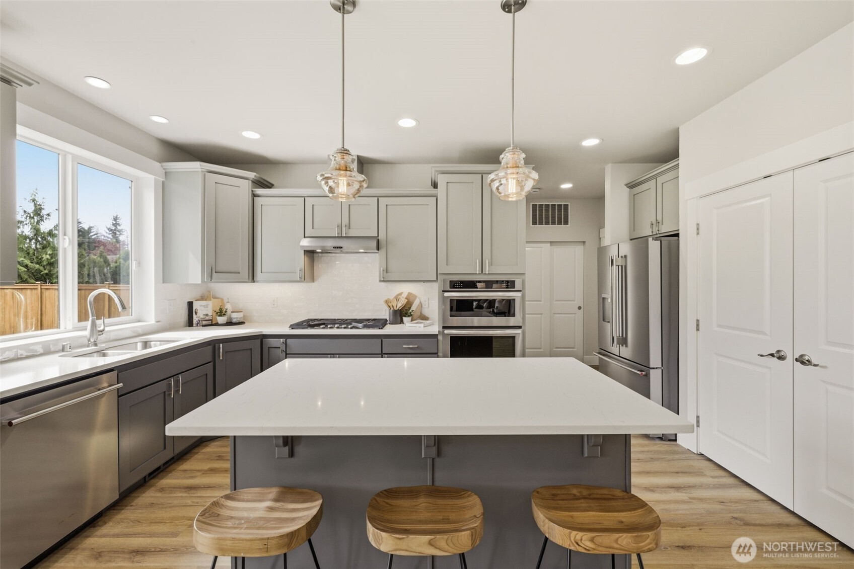 4712 183rd Place SW, Lynnwood, WA 98037