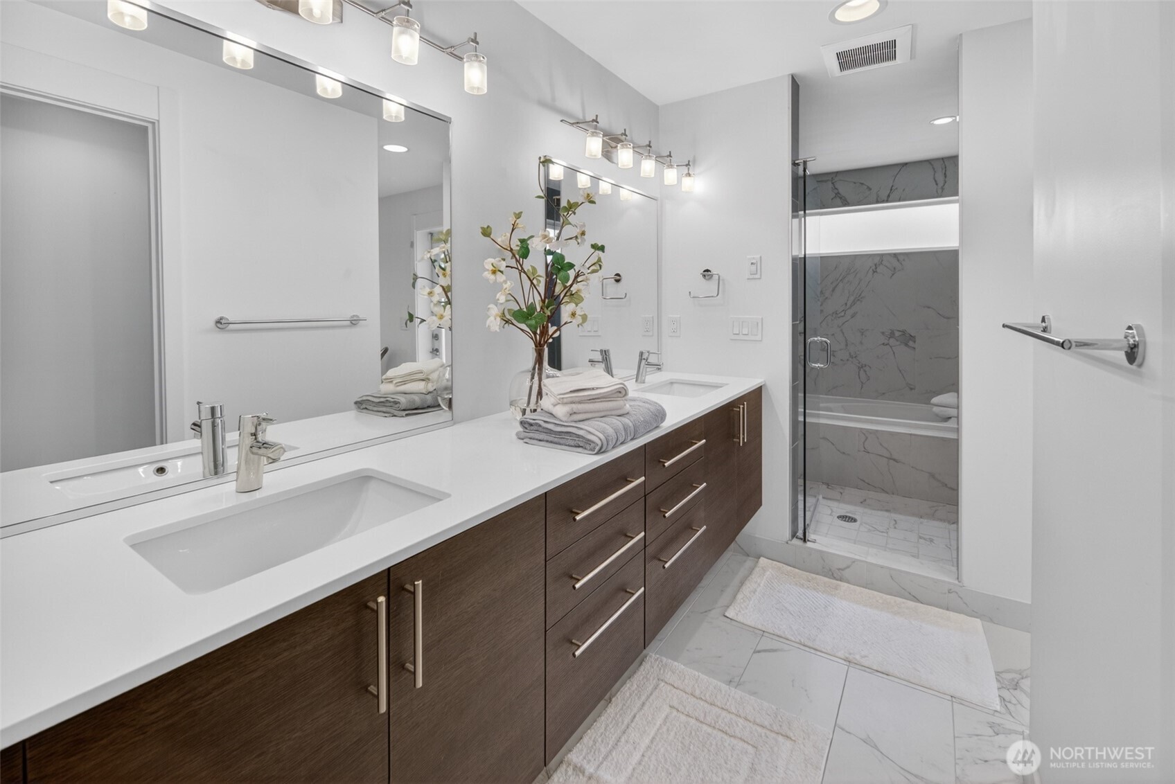 3014 21st Avenue W #A, Seattle, WA 98199