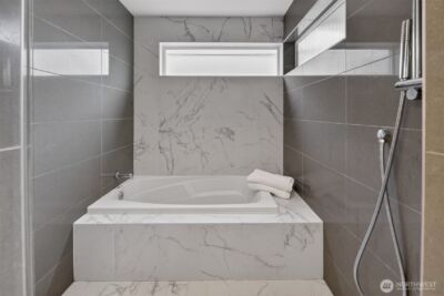 3014 21st Avenue W #A, Seattle, WA 98199 - Photo 20