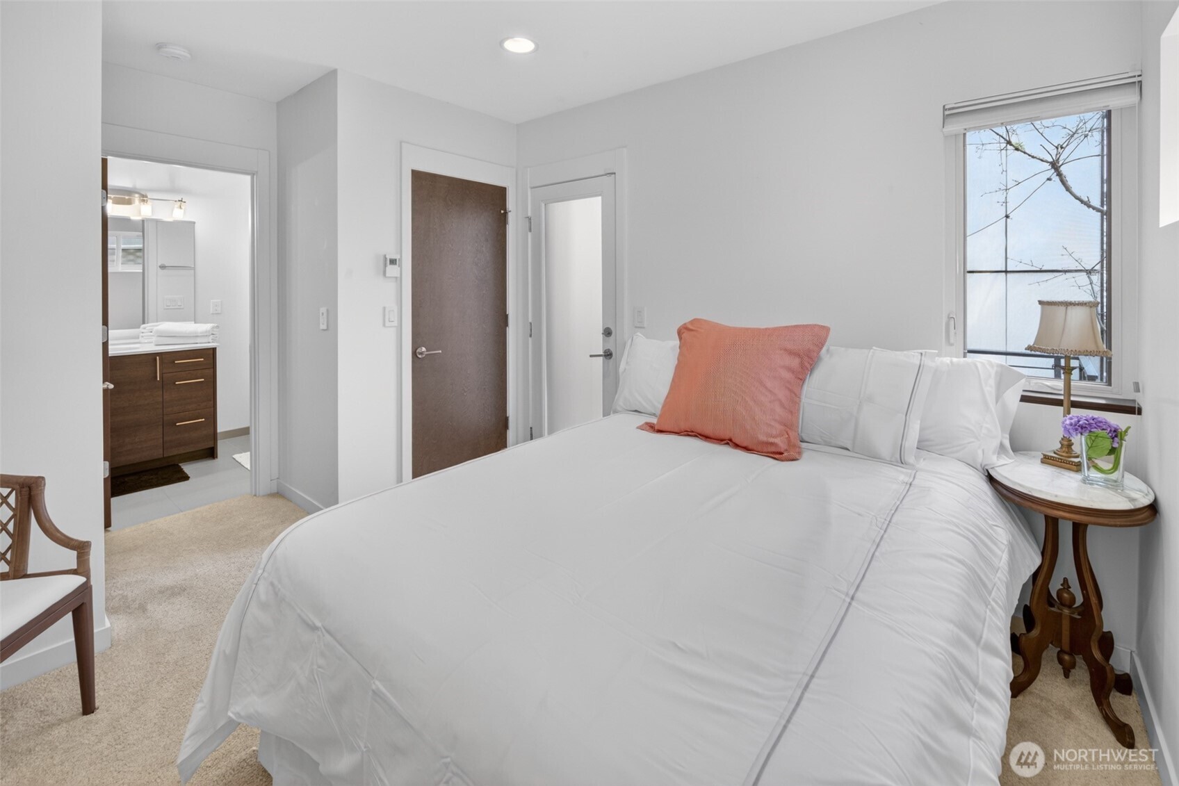 3014 21st Avenue W #A, Seattle, WA 98199