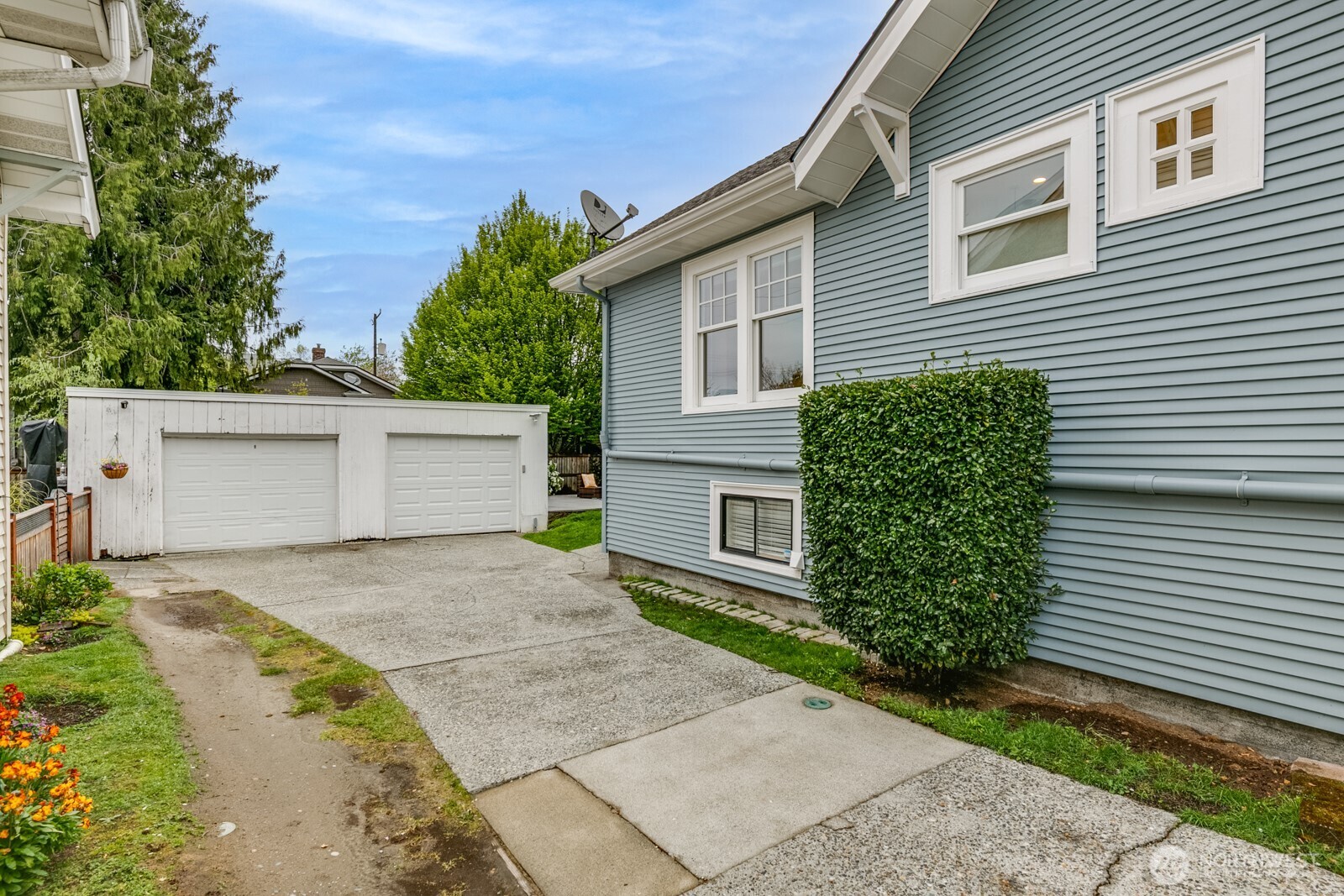 140 NW 78th Street , Seattle, WA 98117