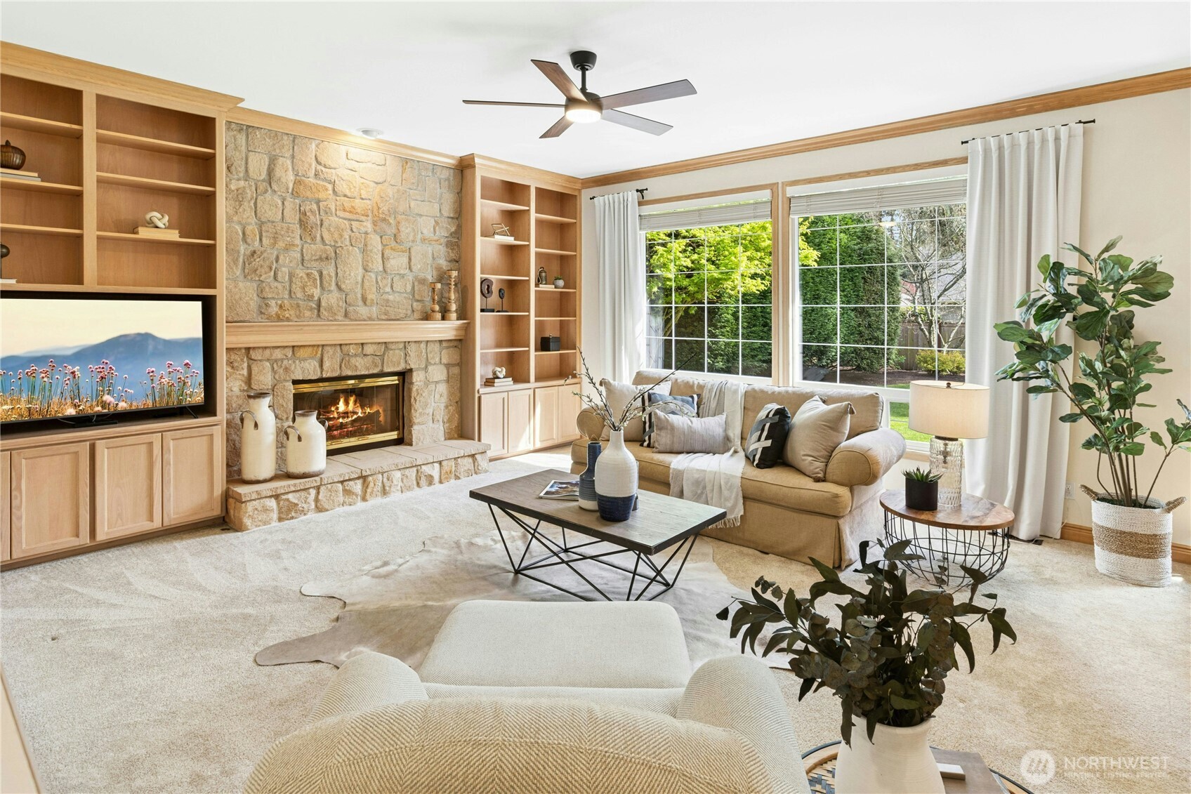21425 SE 34th Place , Sammamish, WA 98075