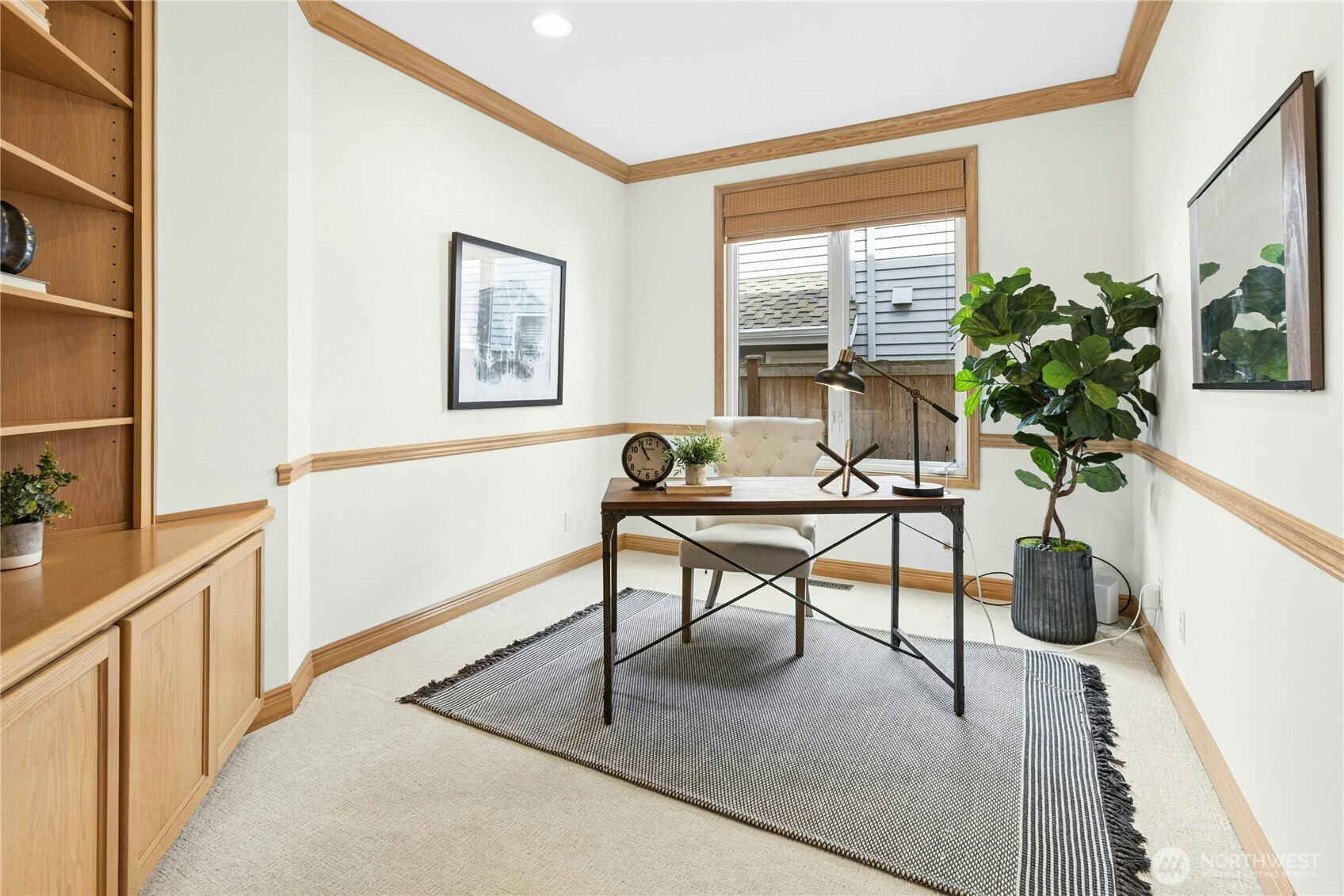 21425 SE 34th Place , Sammamish, WA 98075