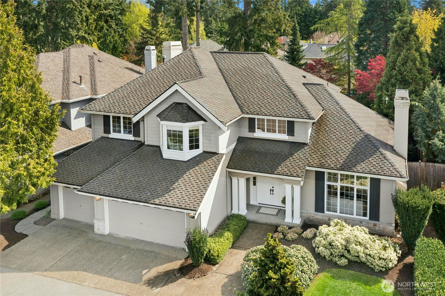 21425 SE 34th Place , Sammamish, WA 98075