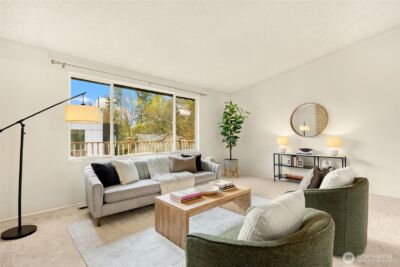 12511 37th Avenue NE, Seattle, WA 98125 - Photo 8