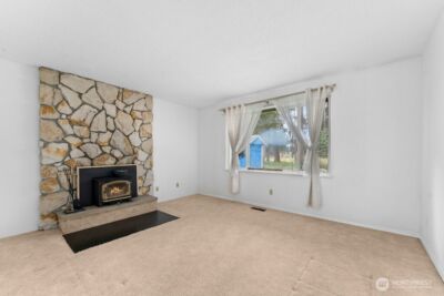 15714 64TH Avenue Ct E, Puyallup, WA 98375 - Photo 5