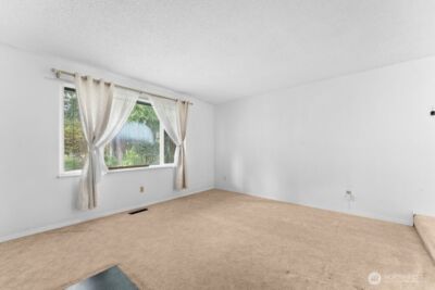 15714 64TH Avenue Ct E, Puyallup, WA 98375 - Photo 6