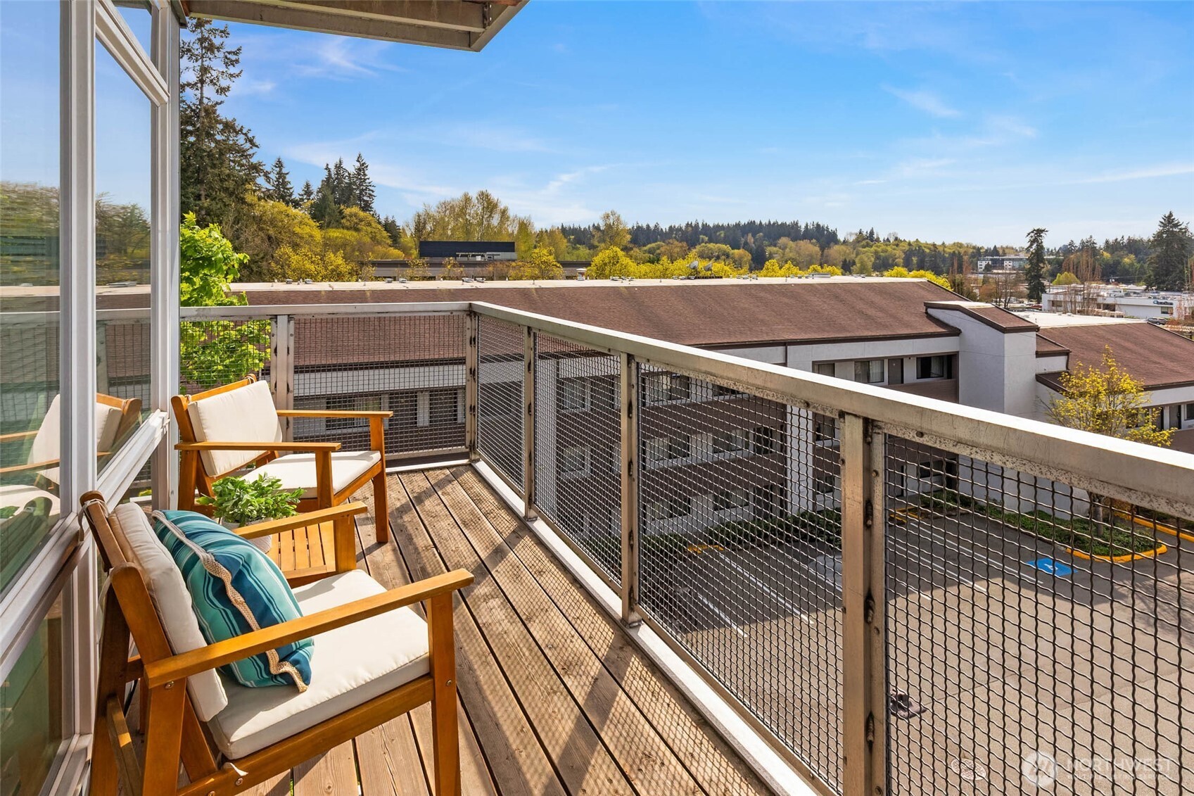 11415 Slater Avenue NE #206, Kirkland, WA 98033