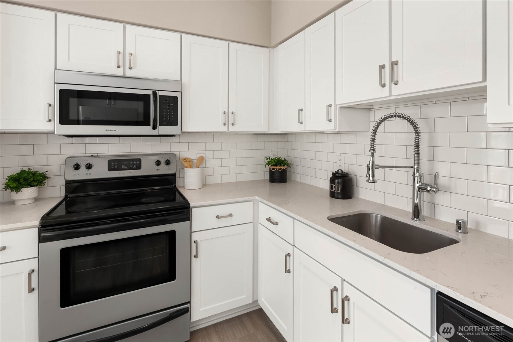 11415 Slater Avenue NE #206, Kirkland, WA 98033