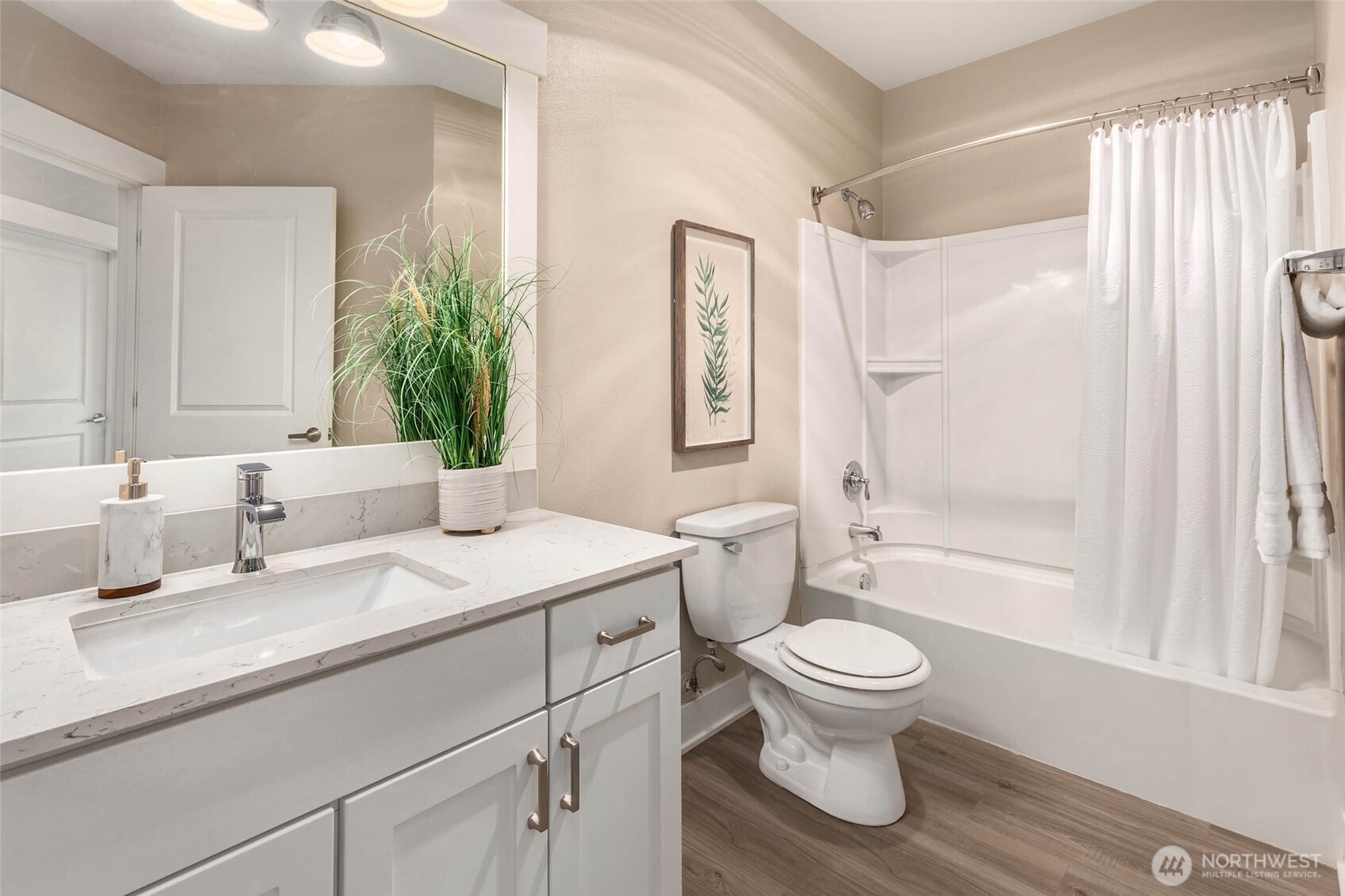 11415 Slater Avenue NE #206, Kirkland, WA 98033