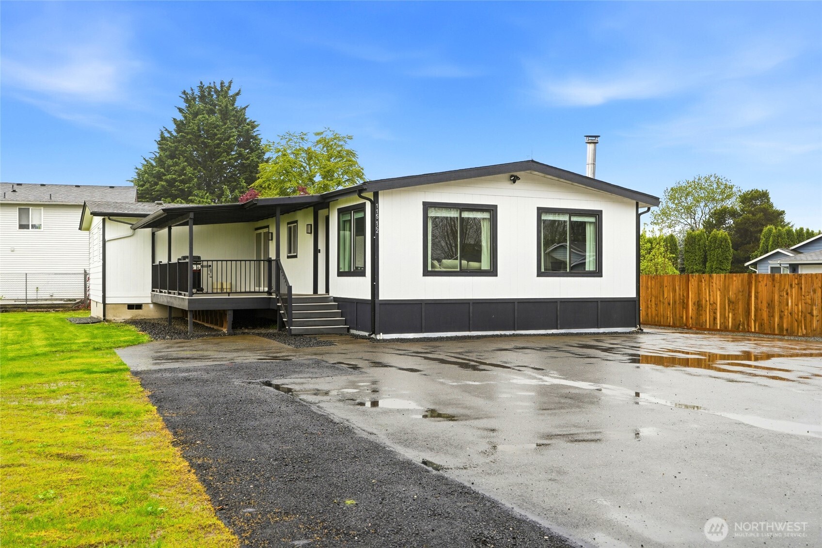115 1/2 3rd Avenue SW, Pacific, WA 98047