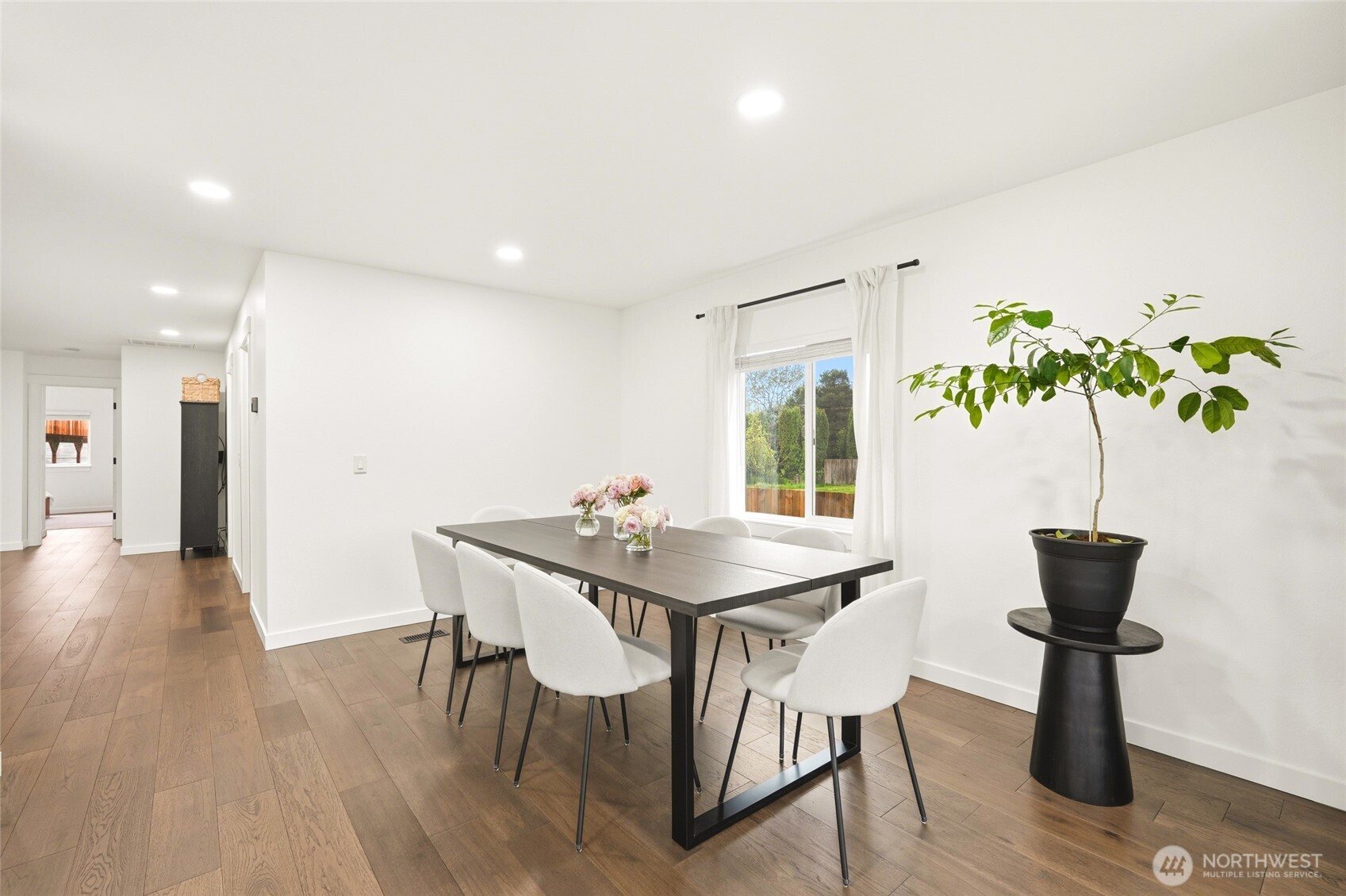 115 1/2 3rd Avenue SW, Pacific, WA 98047