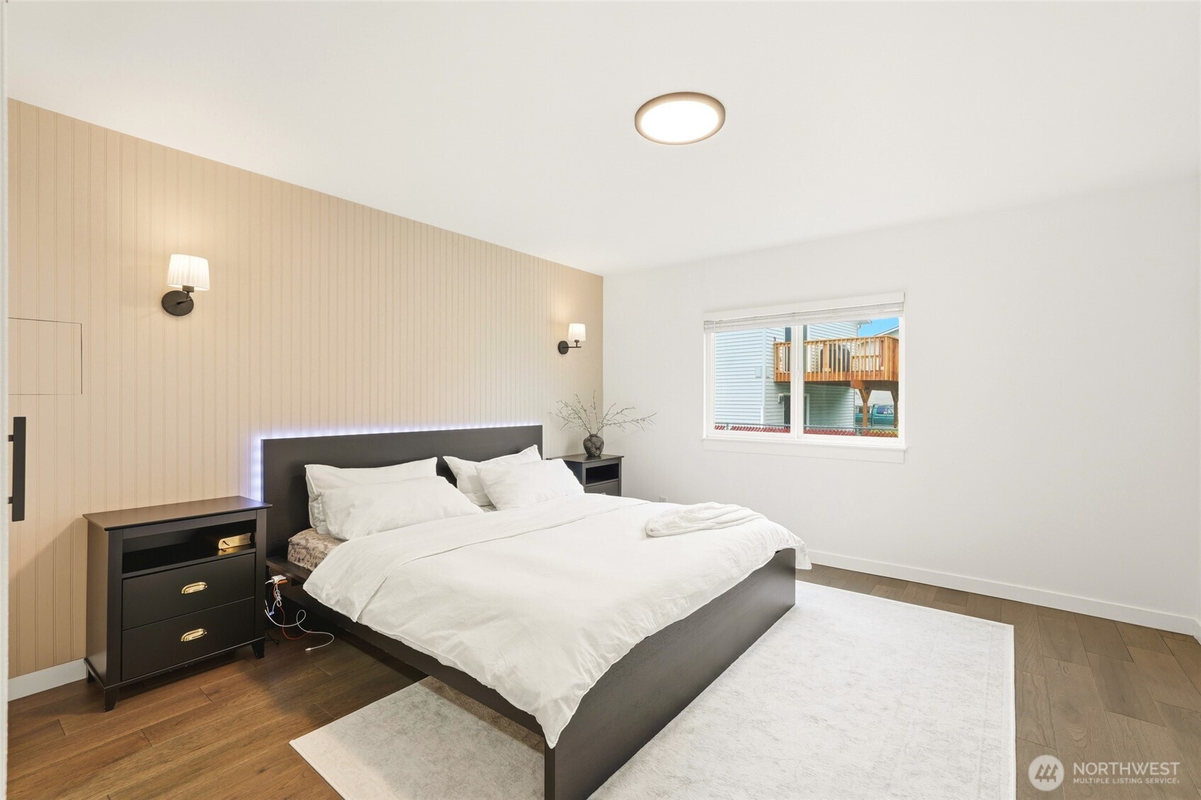 115 1/2 3rd Avenue SW, Pacific, WA 98047