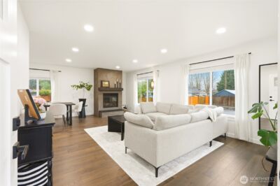115 1/2 3rd Avenue SW, Pacific, WA 98047 - Photo 5