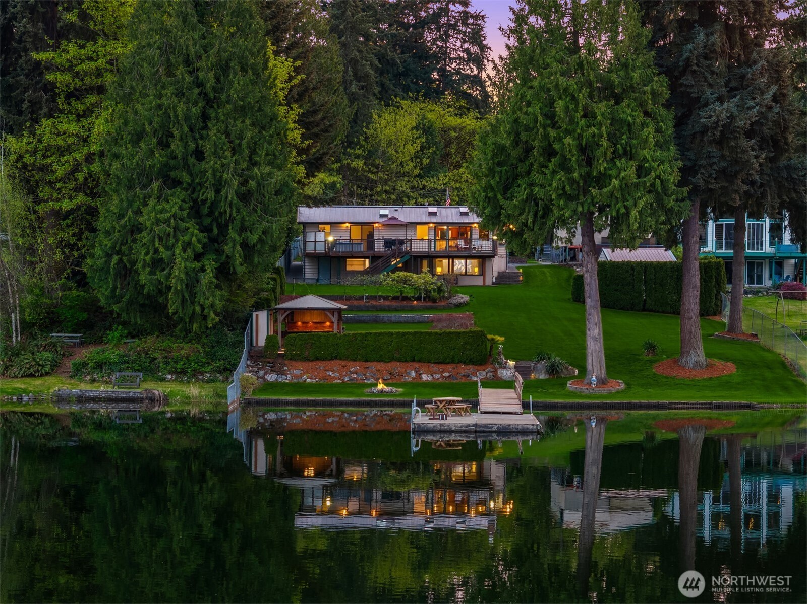 3824 S 348th Street , Auburn, WA 98001