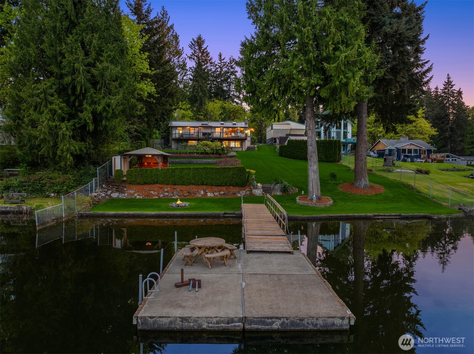 3824 S 348th Street , Auburn, WA 98001