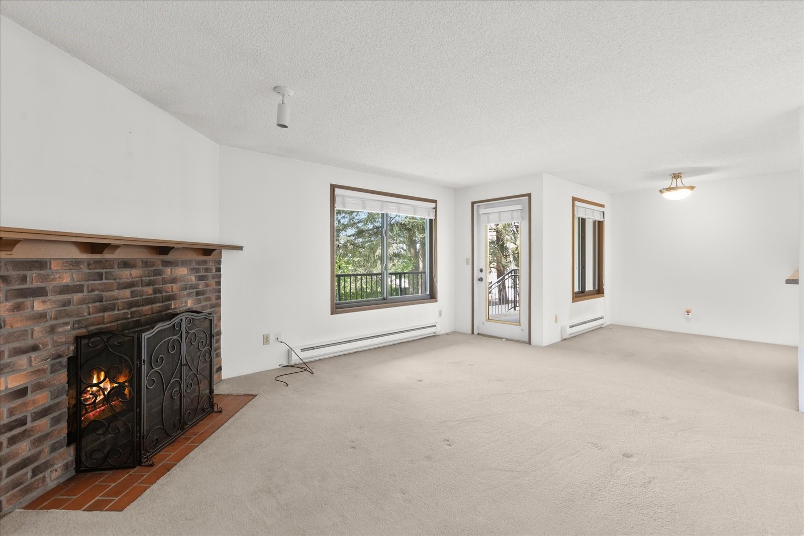 11615 127th Lane NE #A1, Kirkland, WA 98034-8480