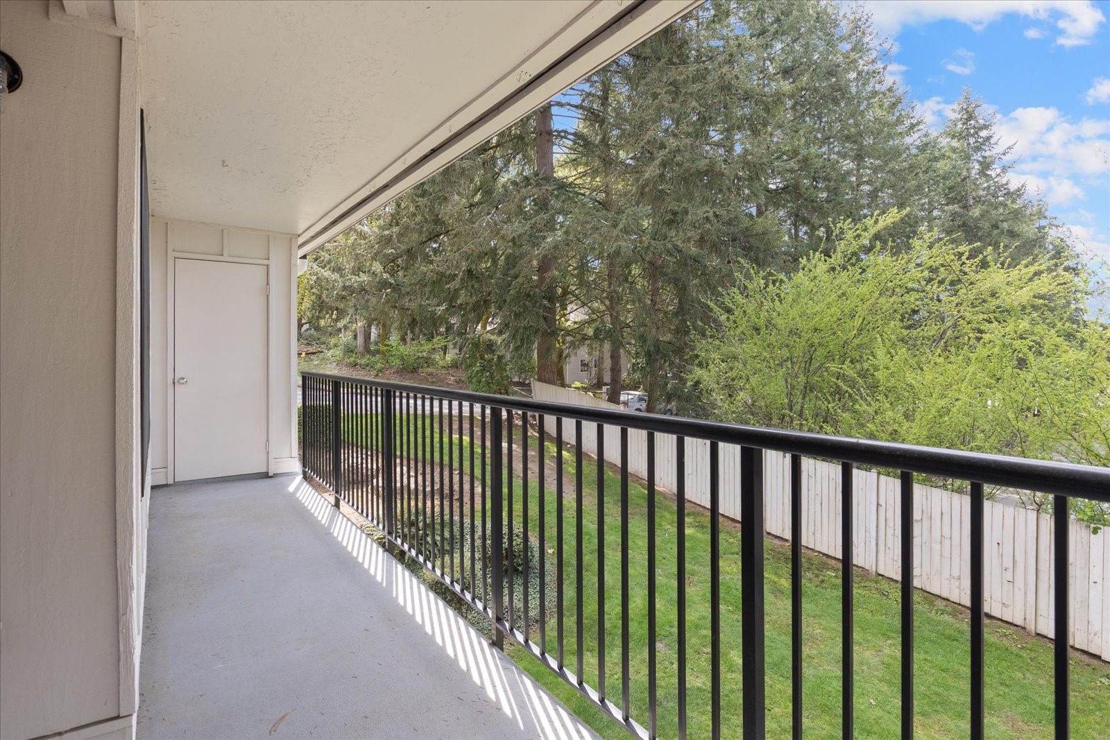 11615 127th Lane NE #A1, Kirkland, WA 98034-8480