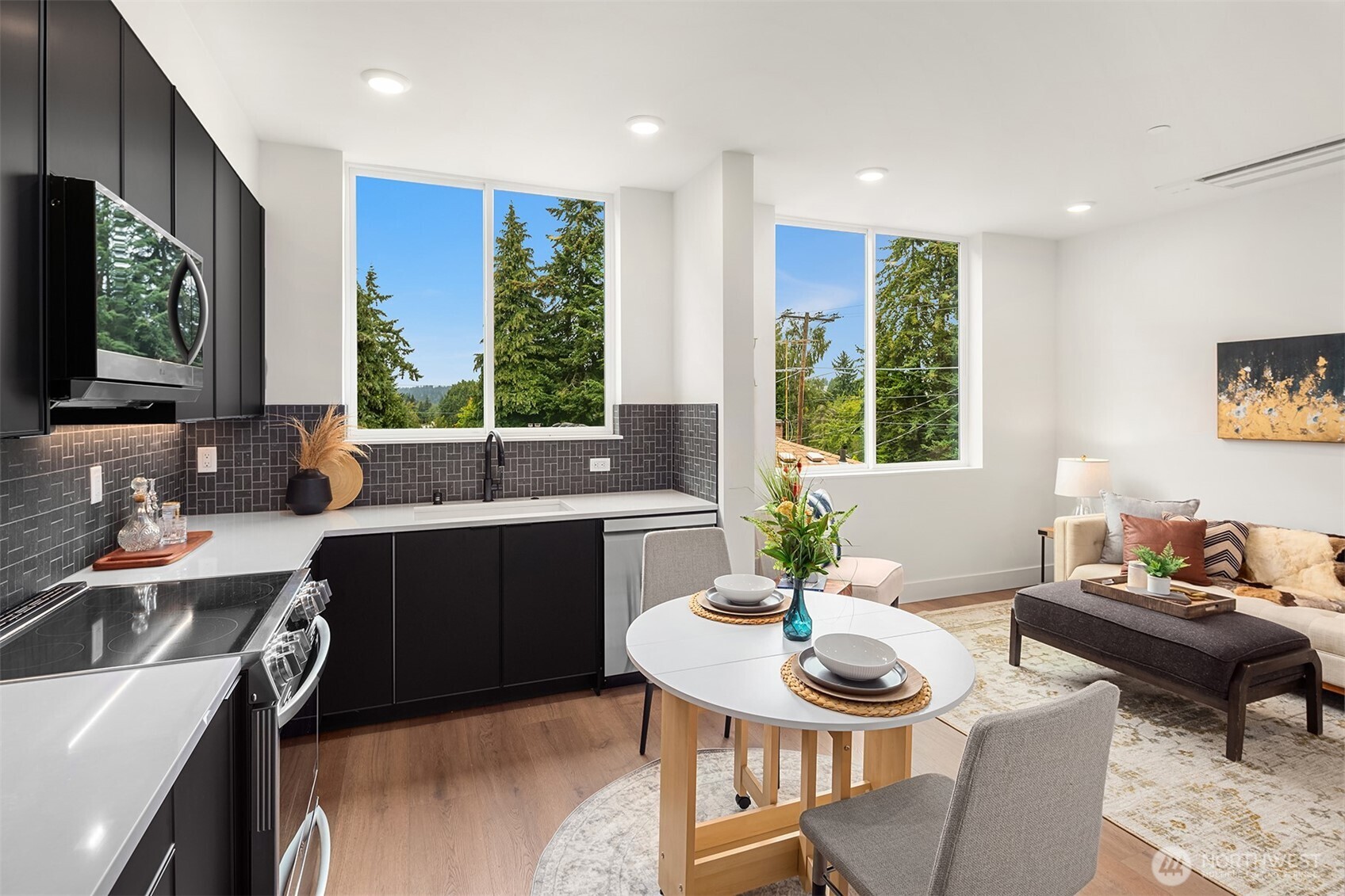 9033 8th Avenue NW #B, Seattle, WA 98117