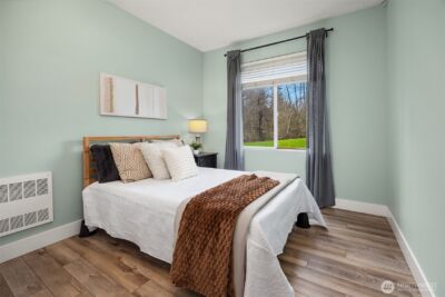 566 241st Lane SE, Sammamish, WA 98074 - Photo 13