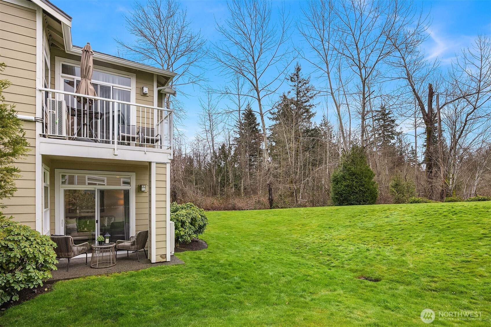 566 241st Lane SE, Sammamish, WA 98074