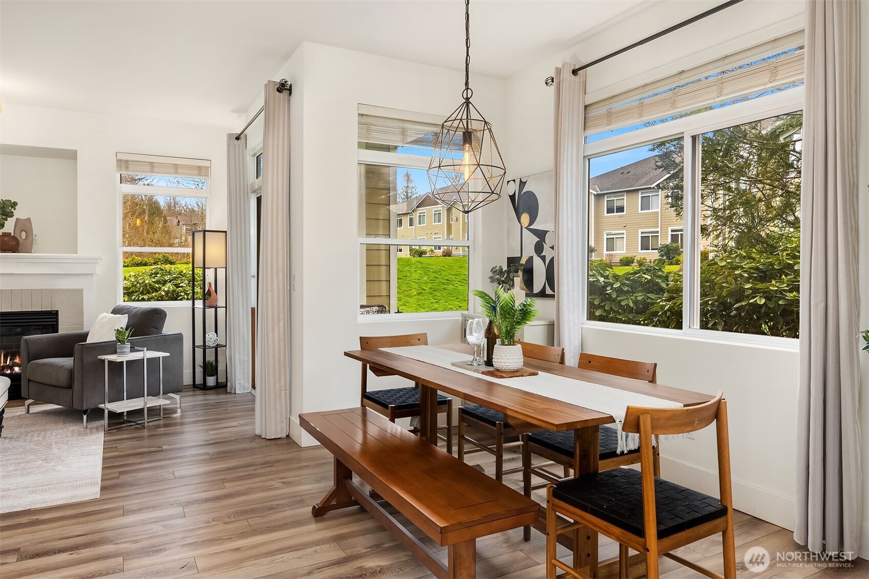 566 241st Lane SE, Sammamish, WA 98074