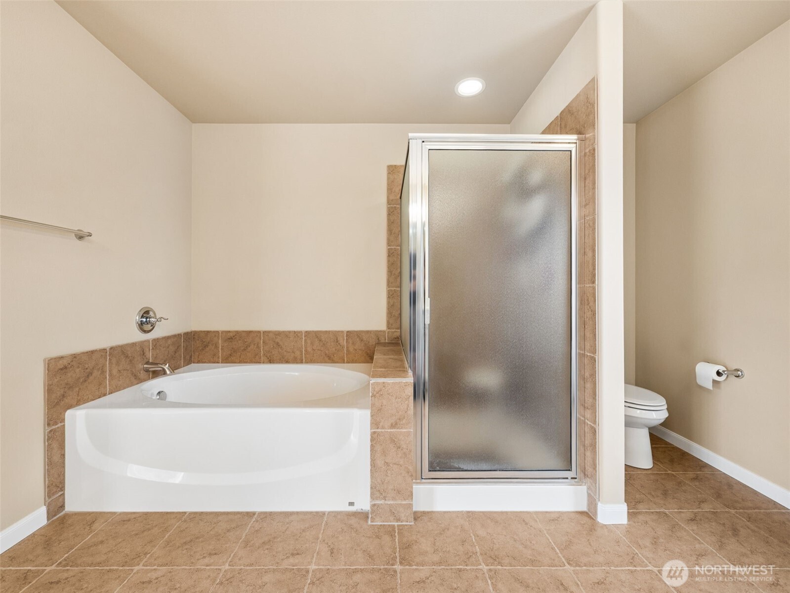 33921 12th Place SW, Federal Way, WA 98023-5405