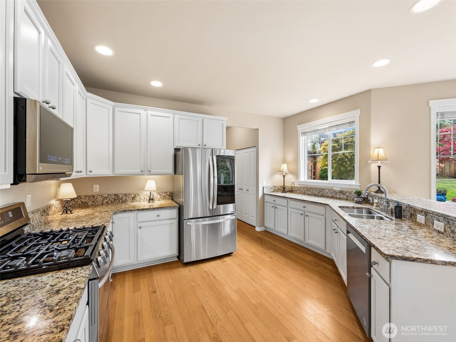 33921 12th Place SW, Federal Way, WA 98023-5405