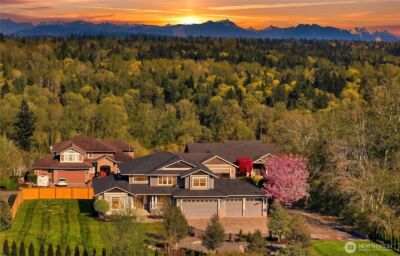 4220 115th Avenue SE, Snohomish, WA 98290-5568