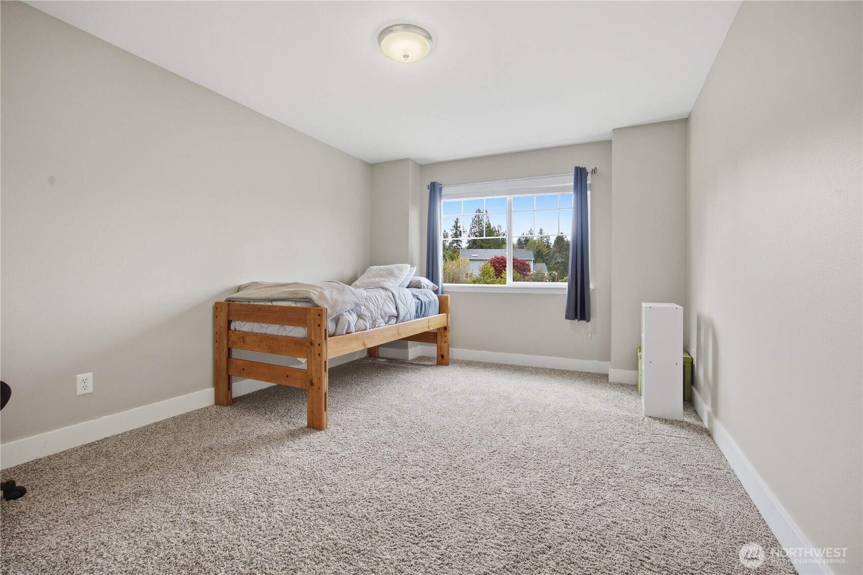 4220 115th Avenue SE, Snohomish, WA 98290-5568