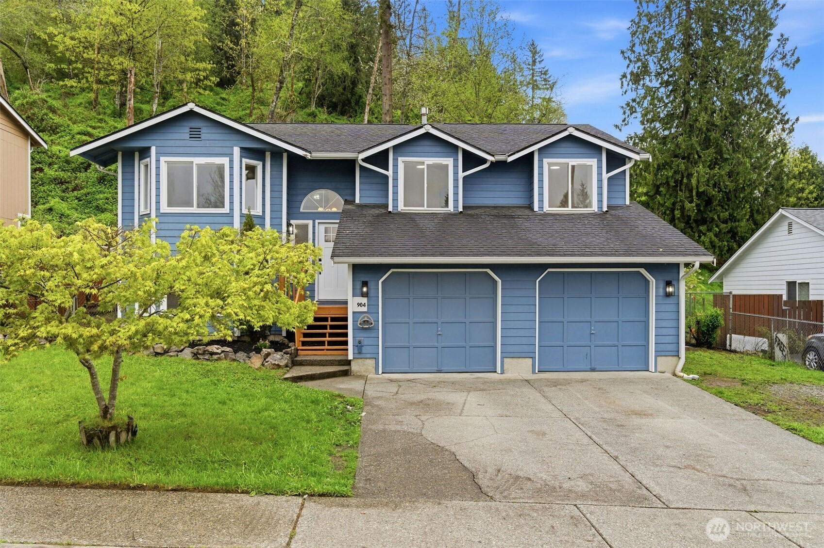 904 Fir Avenue , Sultan, WA 98294-9425
