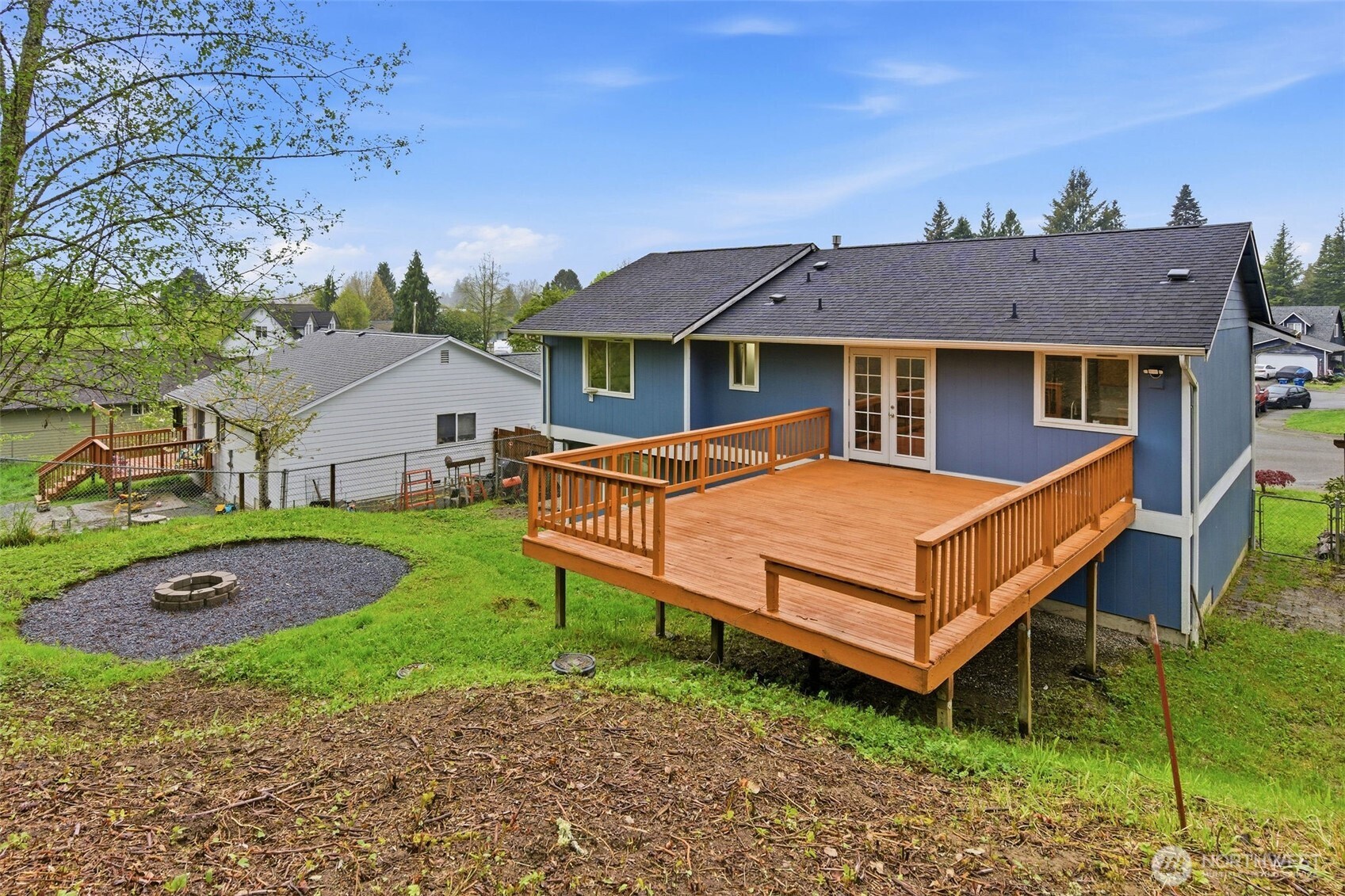 904 Fir Avenue , Sultan, WA 98294-9425