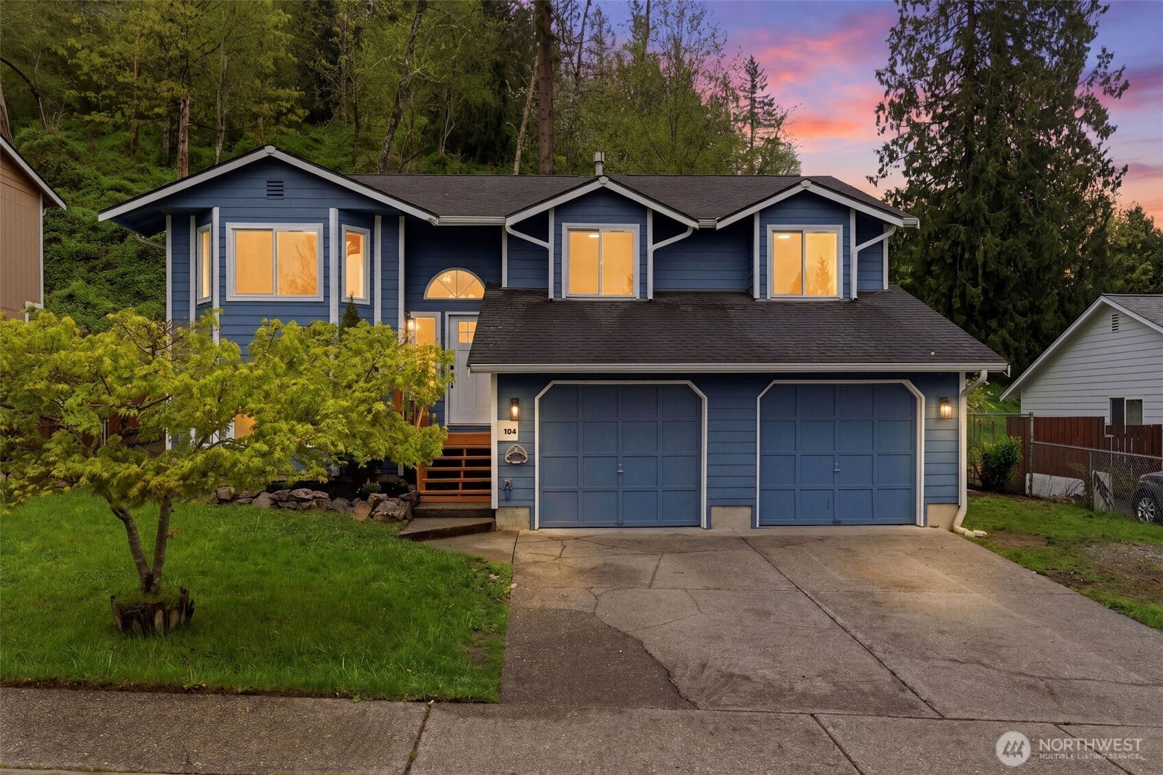 904 Fir Avenue , Sultan, WA 98294-9425
