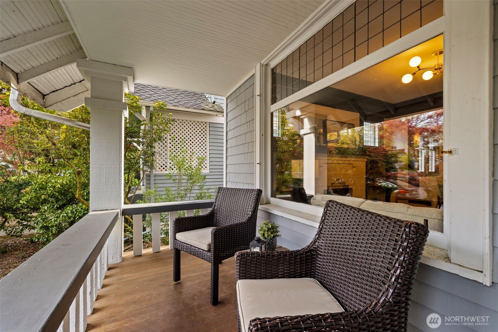 2529 Queen Anne Avenue N, Seattle, WA 98109