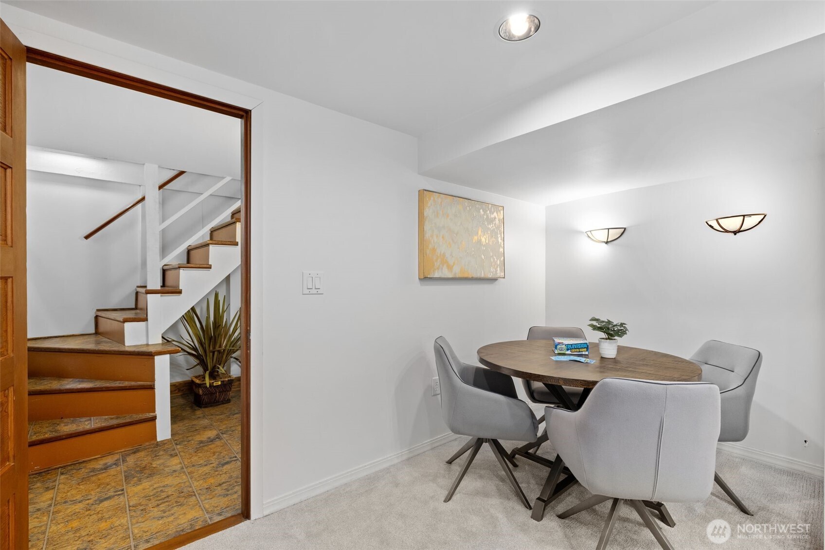 2529 Queen Anne Avenue N, Seattle, WA 98109