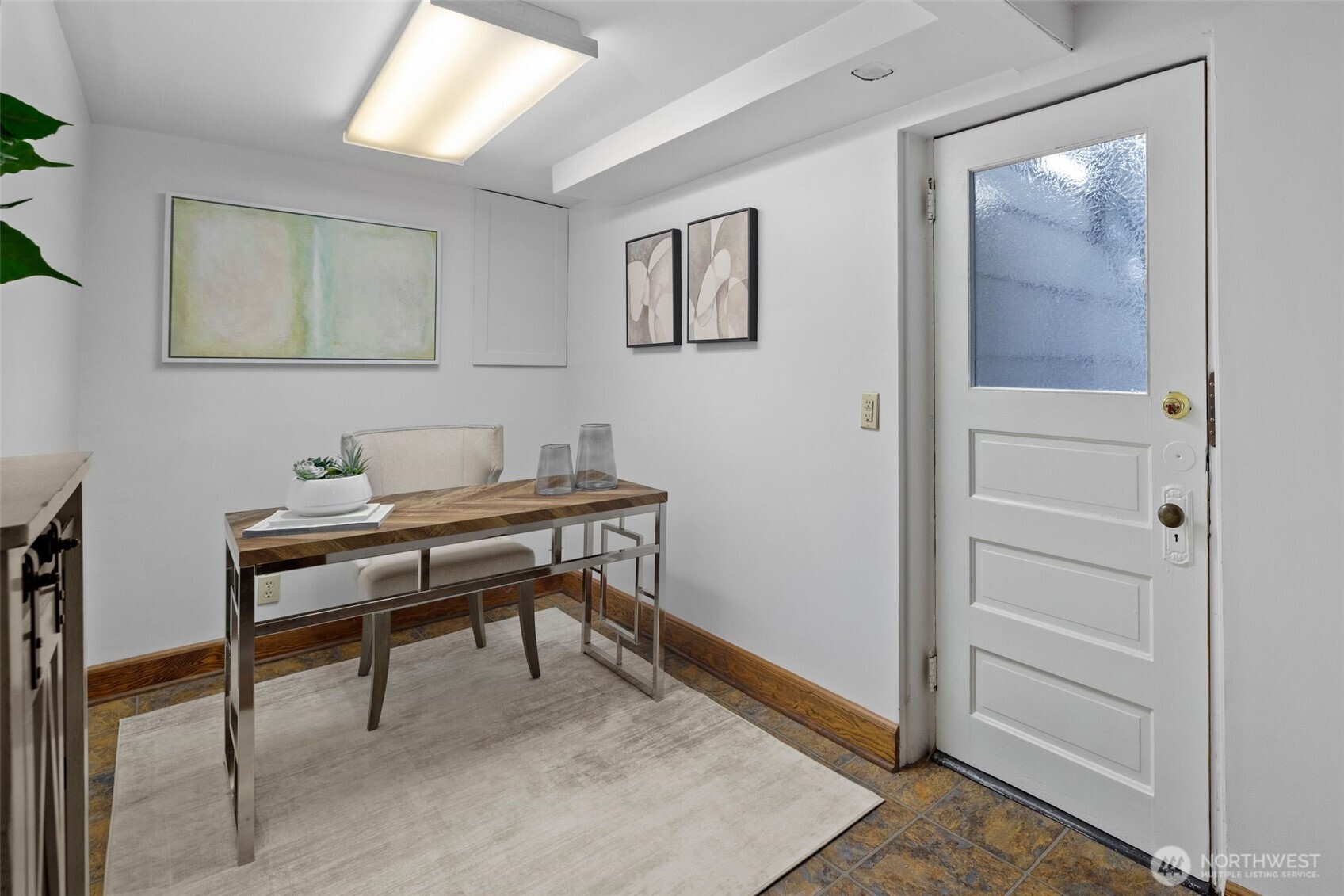 2529 Queen Anne Avenue N, Seattle, WA 98109