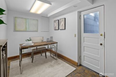 2529 Queen Anne Avenue N, Seattle, WA 98109 - Photo 21