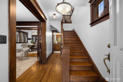 2529 Queen Anne Avenue N, Seattle, WA 98109 - Photo 10