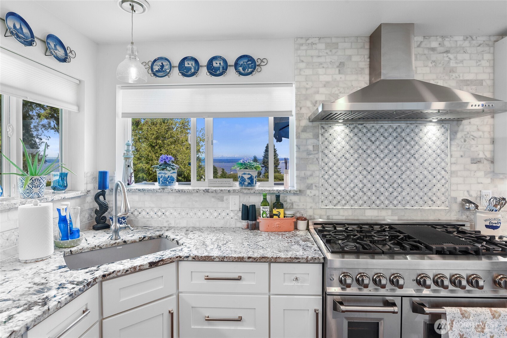 8101 NE Hunt Club Lane , Hansville, WA 98340